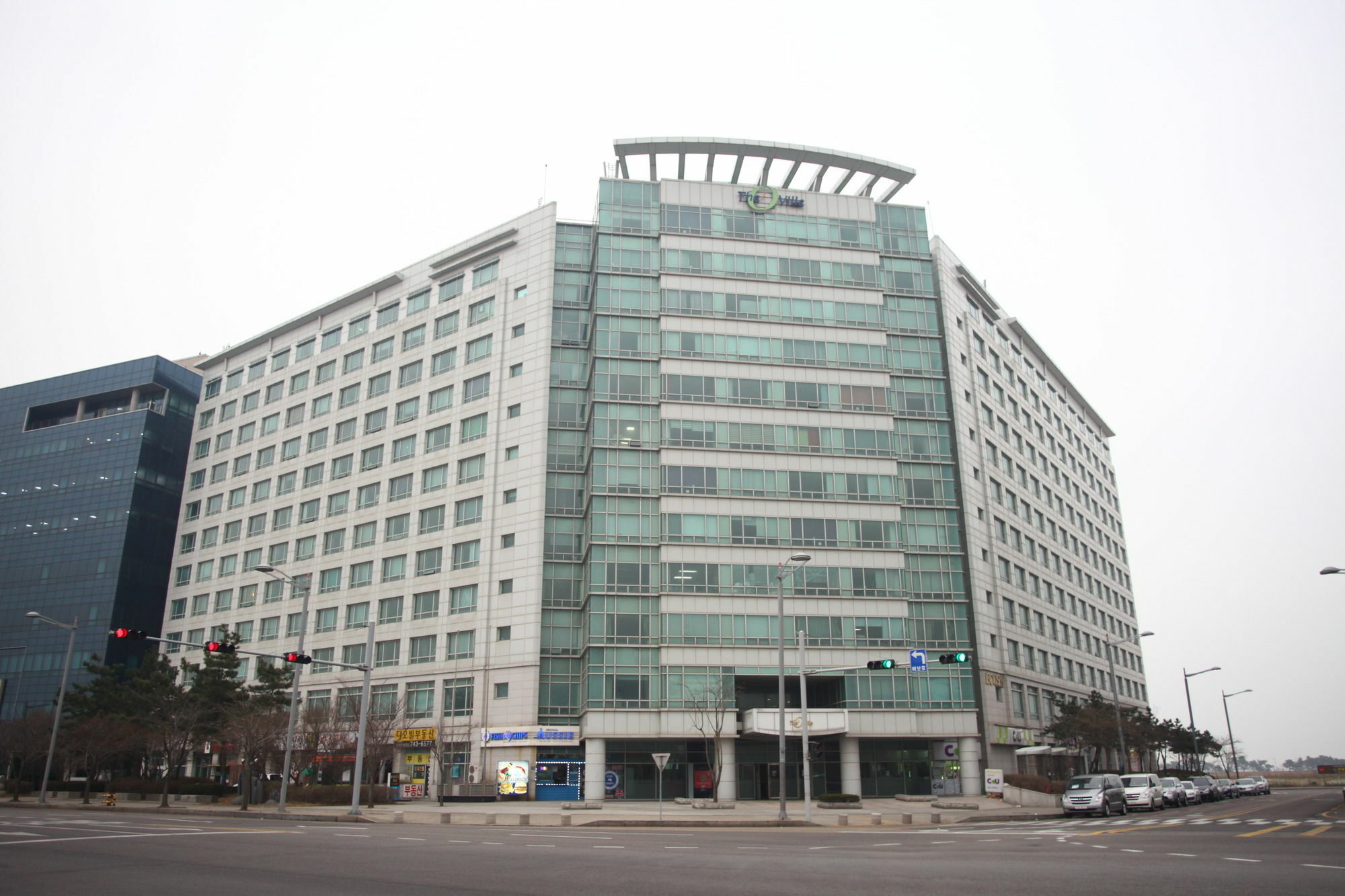 Crown House Hotel Incheon Bagian luar foto